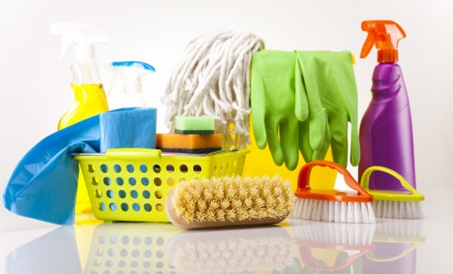 End of tenancy and deep cleaning in N19