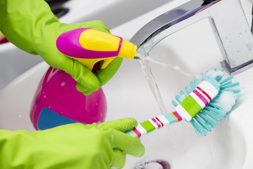 Office and commercial cleaning in N19